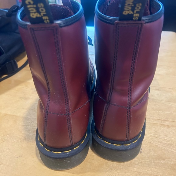 Dr. Martens 1460 Boots Size 11 - Picture 2 of 3